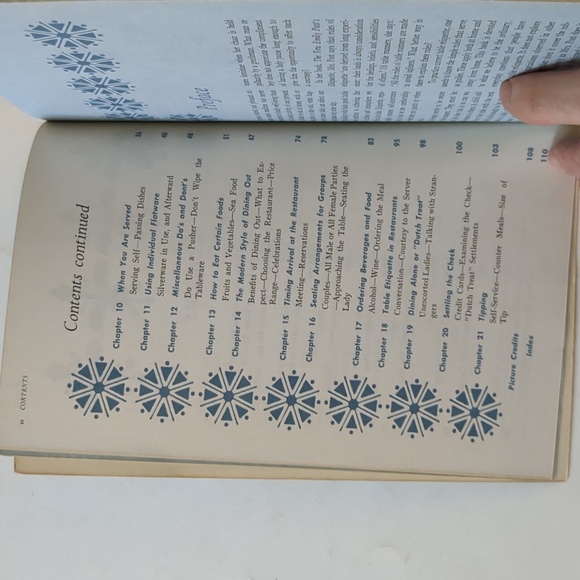 Emily Post: Meal Time Etiquette - 1963 vintage table manners guide - Picture 9 of 15